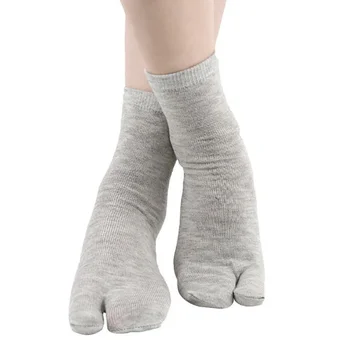 1 пара японских унисекс кимоно Шлепанцы Сандалии Раздельный носок Спортивные носки для ходьбы двумя пальцами 4